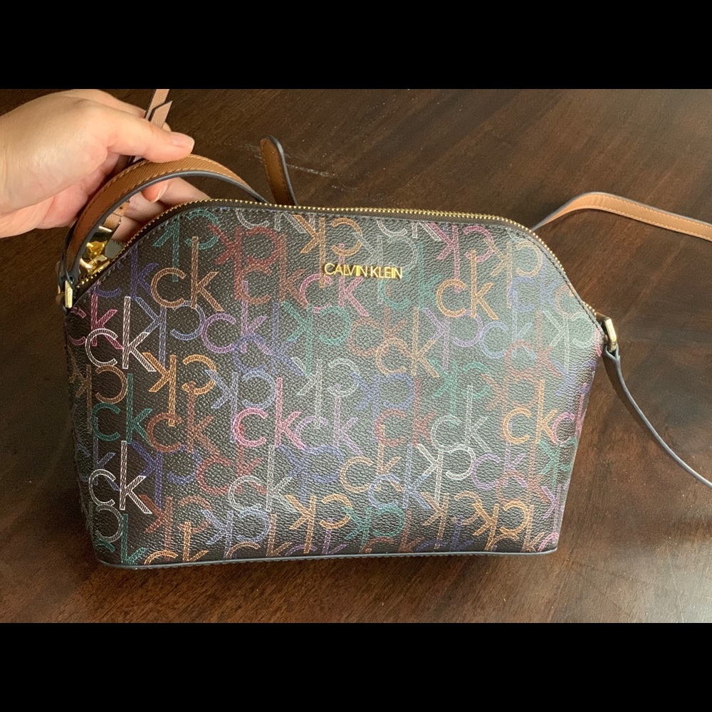 CALVIN KLEIN Ladies authentic bag